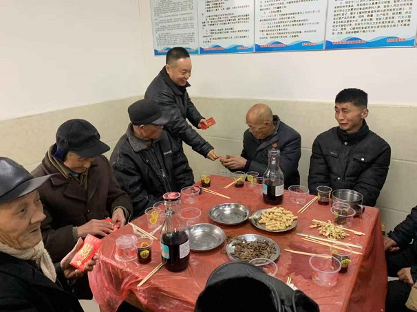 2019讓愛(ài)依舊，湖北昌利領(lǐng)導(dǎo)前往福利院慰問(wèn)